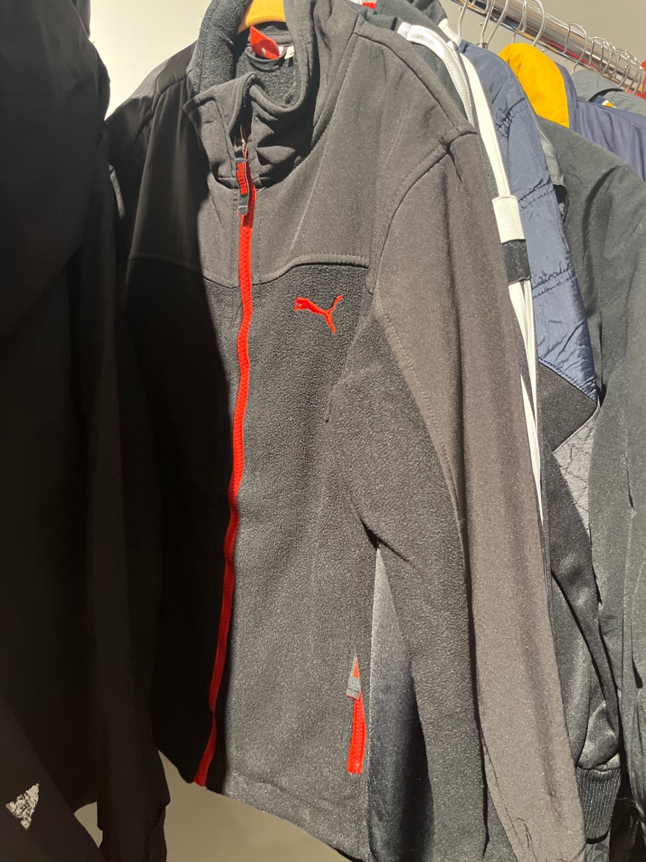 Puma Jacke Schwarz Rot Gr.: 152