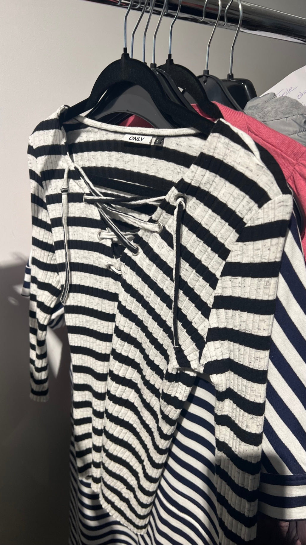 ONLY Pulli Schwarz-Weiß Gr.: L