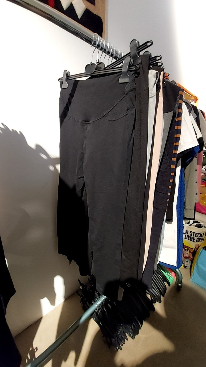 H&M Mama Umstands-Leggings Schwarz Gr.: M