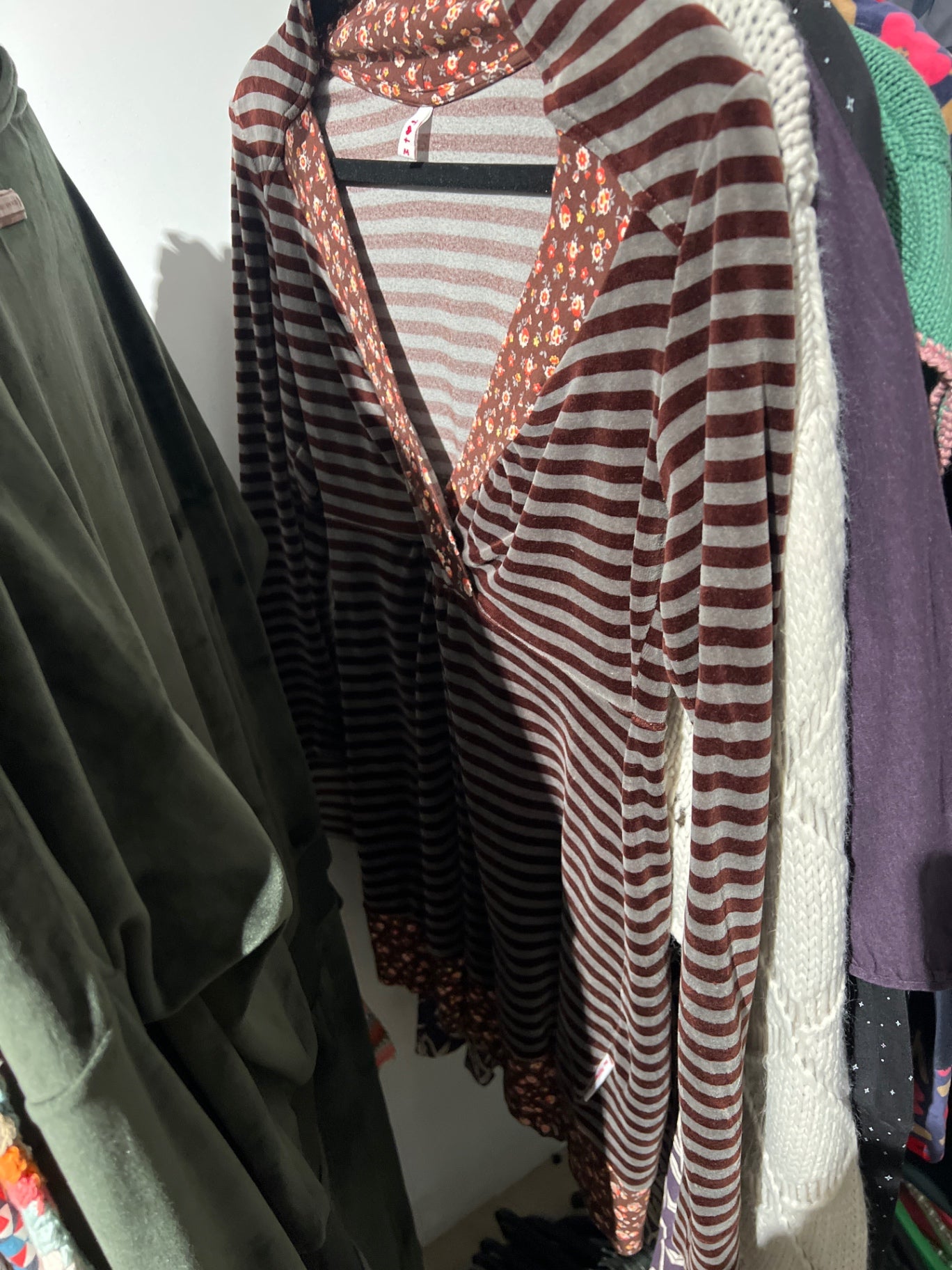 Blutsgeschwister Samtkleid Rot, Grau Gr.: M