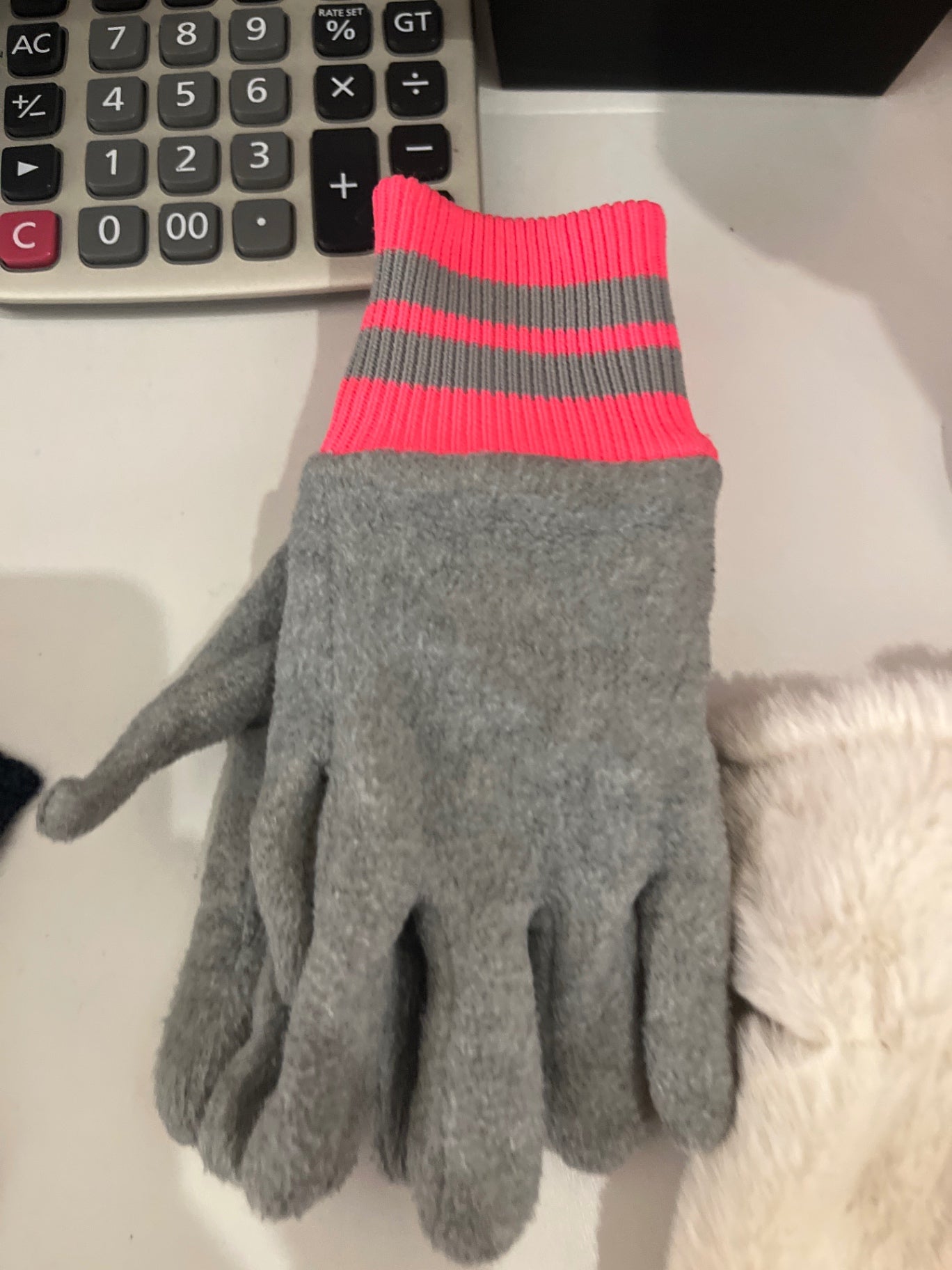 Handschuhe Grau und Neonpink