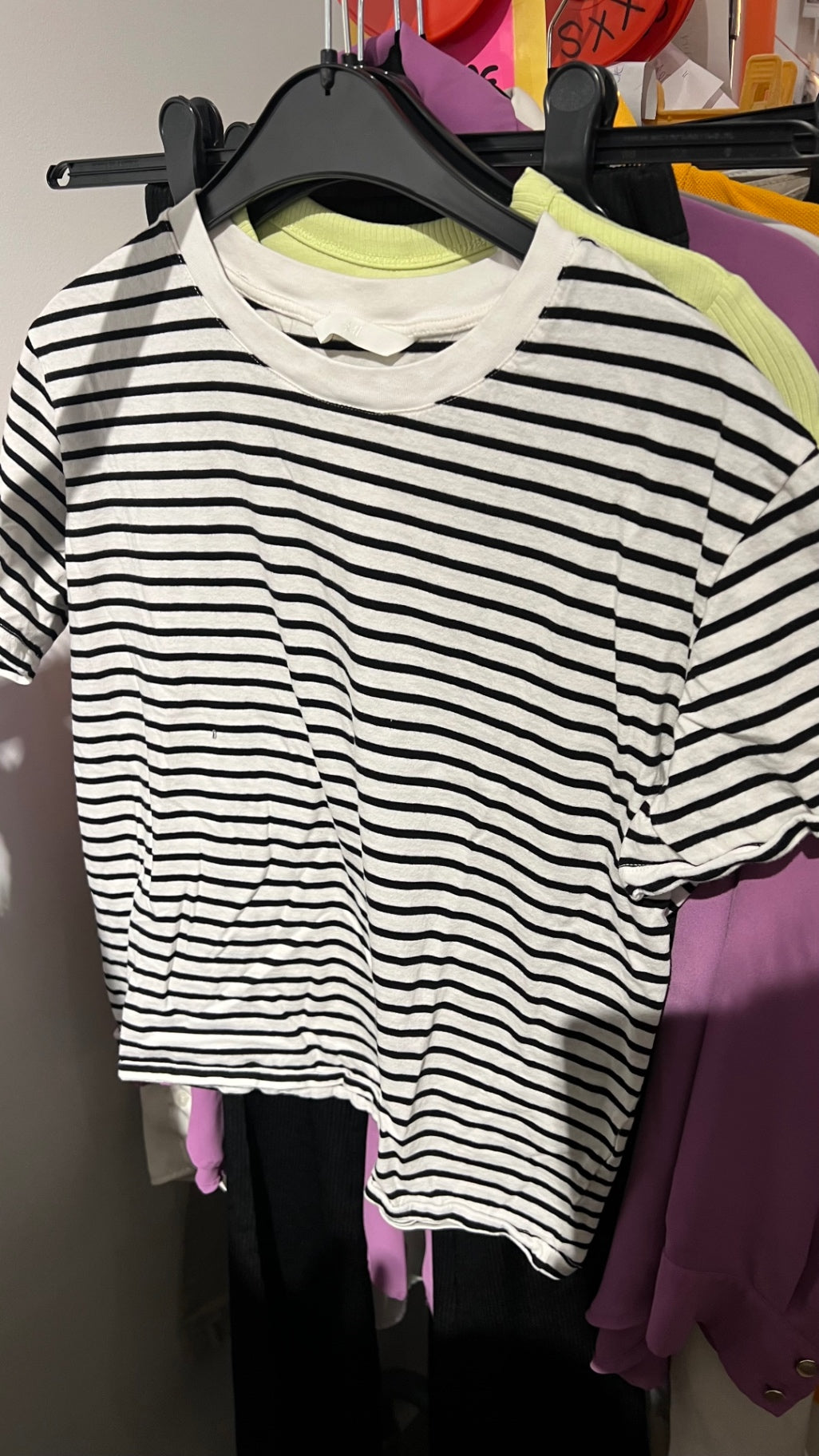 H&M T-Shirt Weiß mit Schwarz Gr.: S
