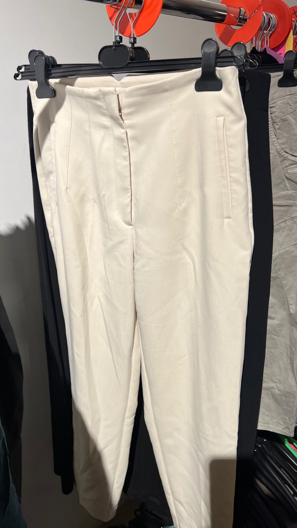 Zara Hose Creme Gr.: L