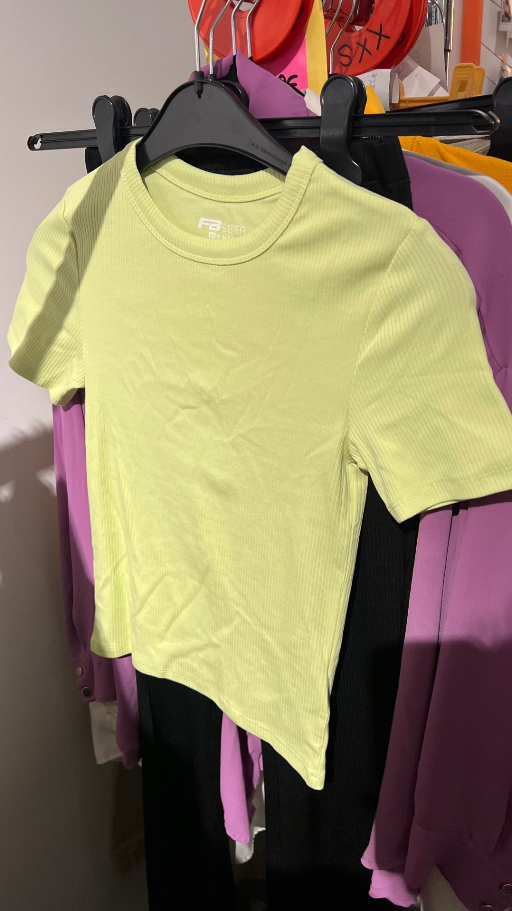 FB Sister T-Shirt Hellgelb Gr.: XS