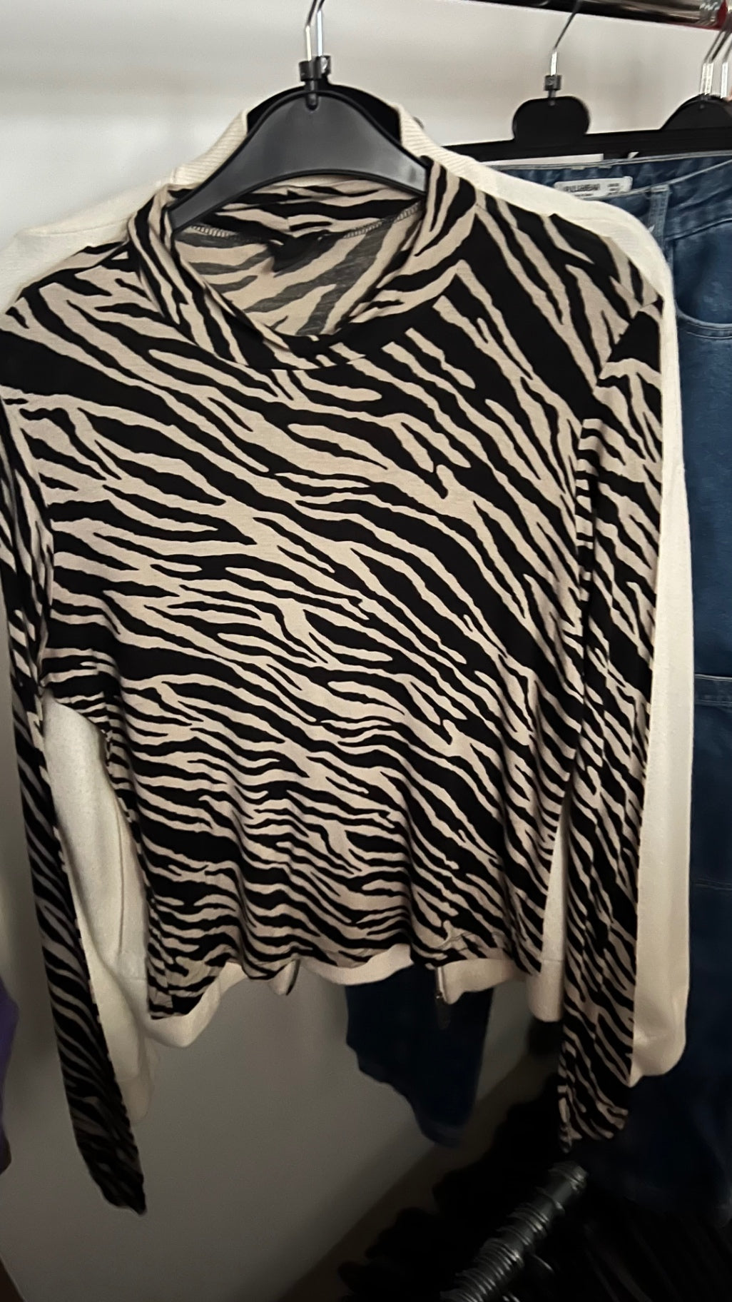 Gina Tricot Langarmshirt Zebra Gr.: L