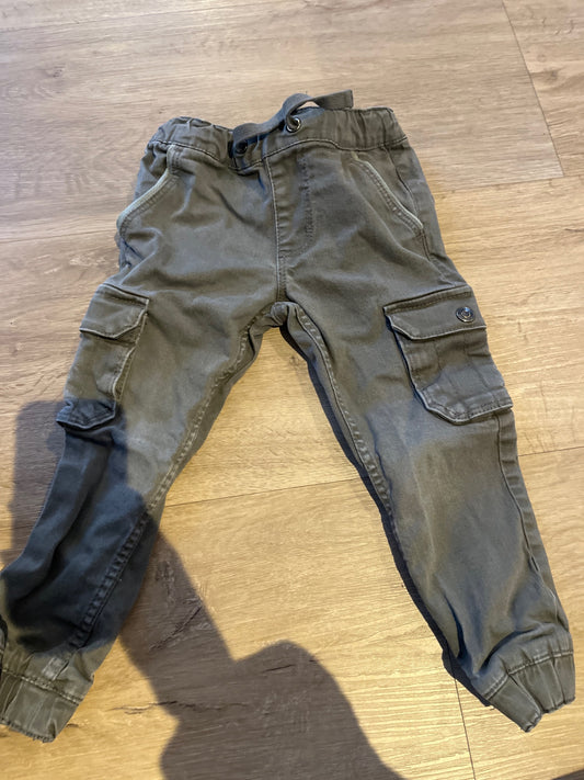 Topolino Hose Olivgrün Gr.: 98