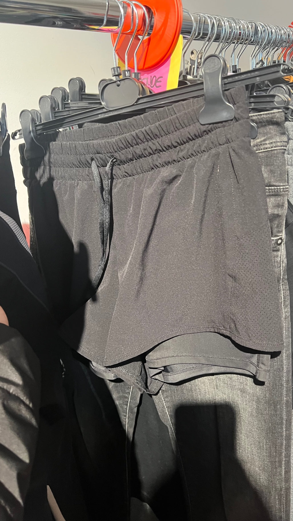 H&M Shorts Schwarz Gr.: M