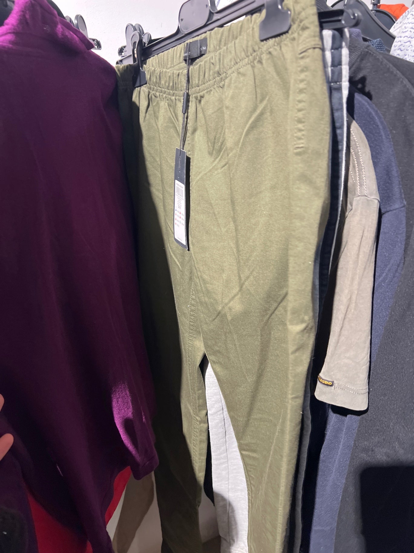 Vero Moda Hose Olivegrün Gr.: M