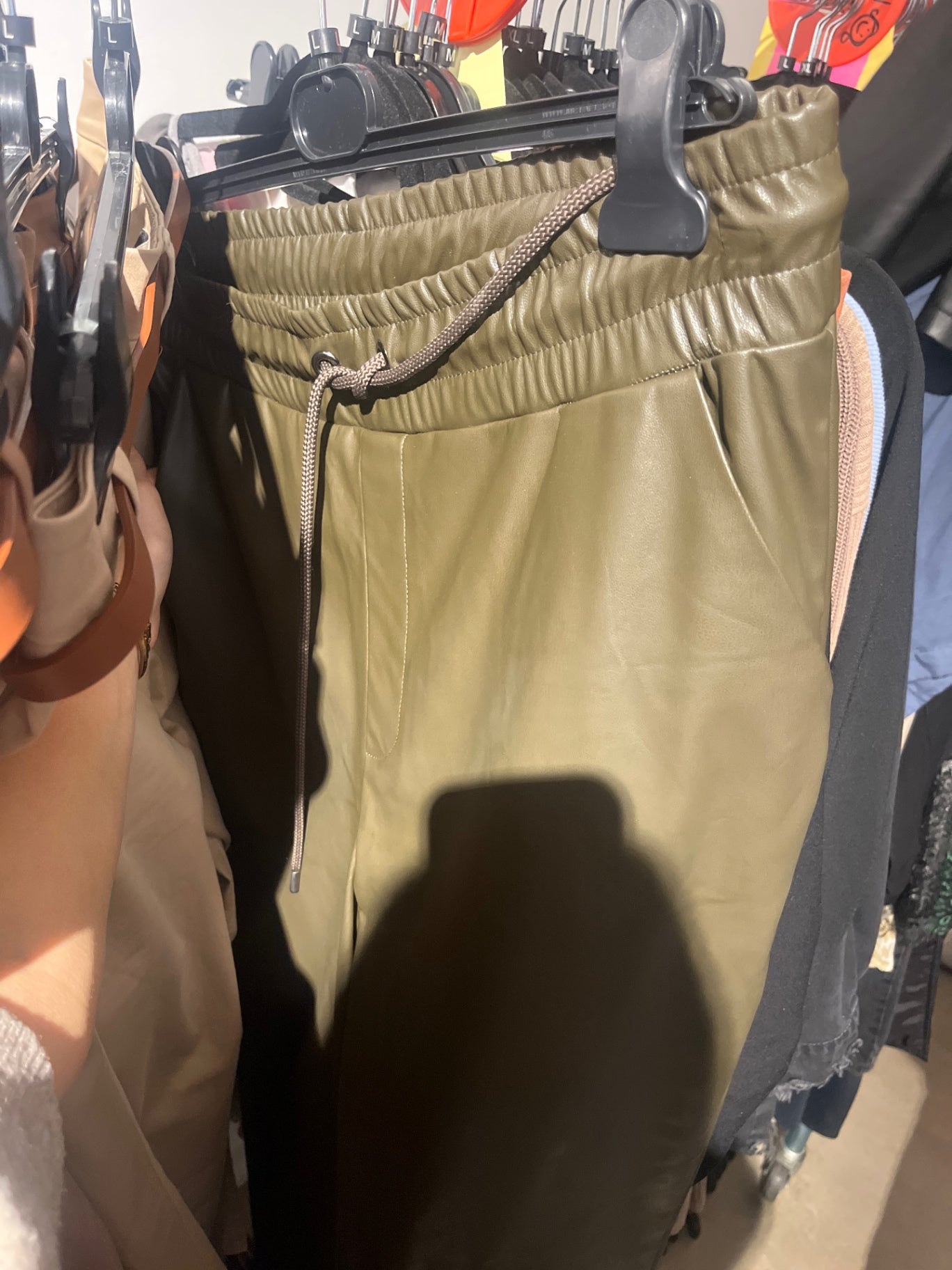 Milano Lederhose Olivgrün Gr.: L