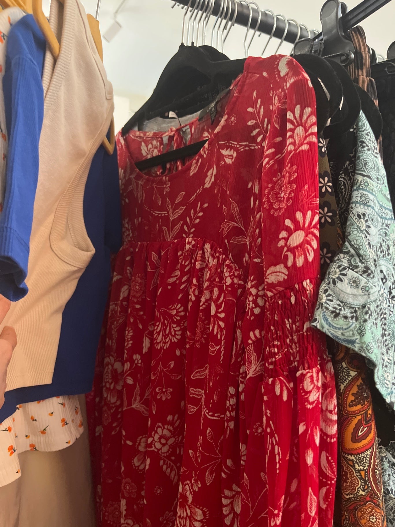 Mavi Kleid Rot Weiß Blumen Gr.: M