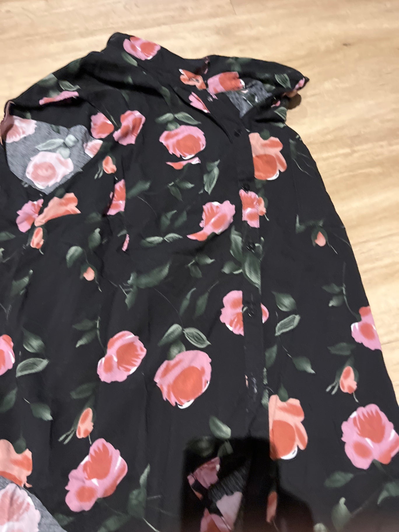 Ärmelloses Hemd Schwarz Rosen XS