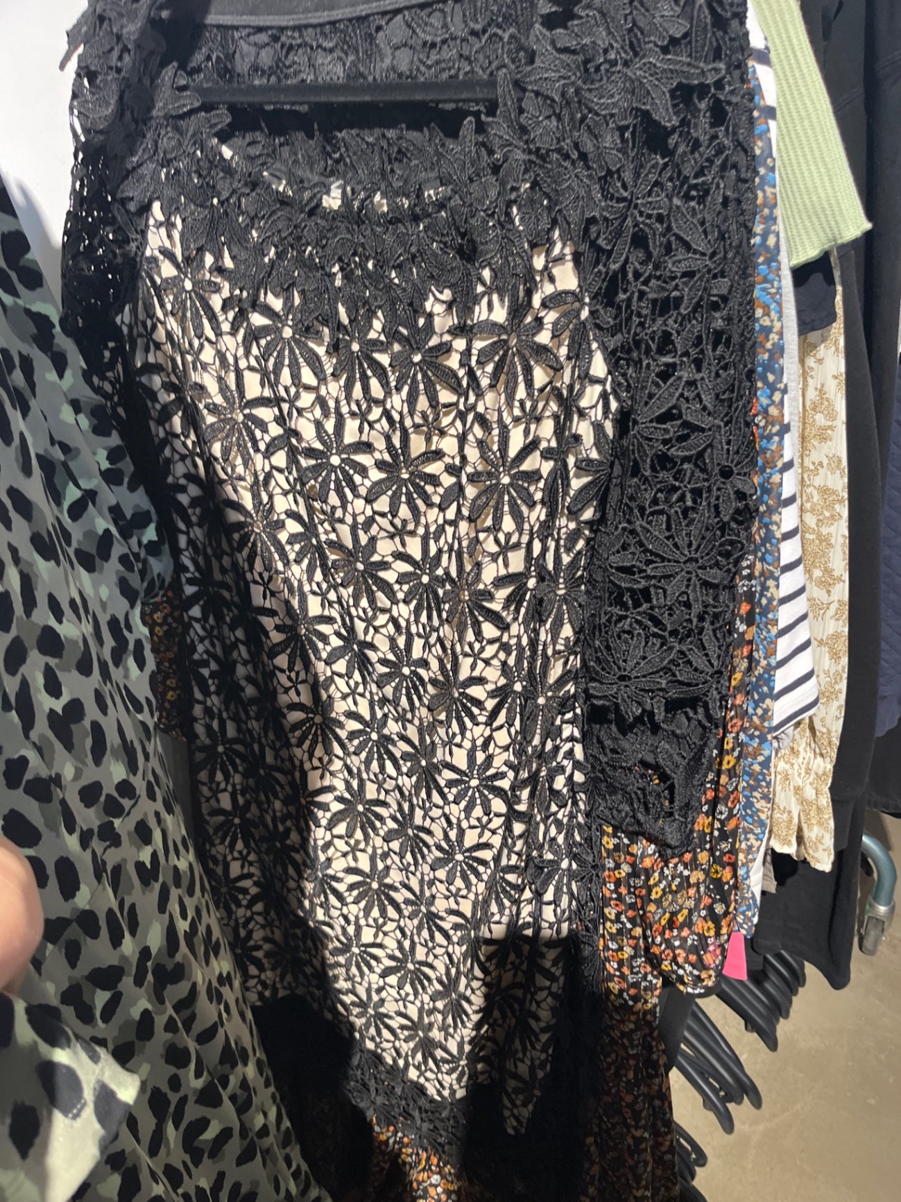 Bonprix Spitzenkleid Beige Schwarz: L-XL
