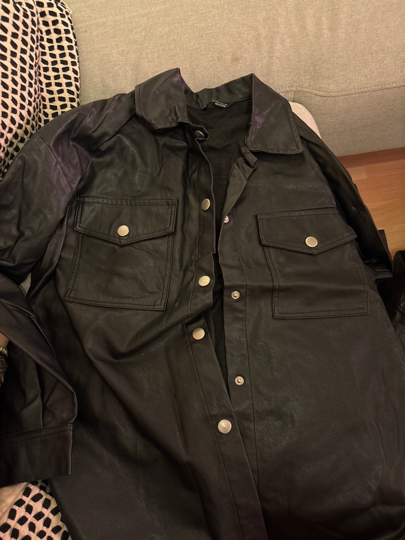 SHEIN Hemdjacke Schwarz Leder Gr.: XS