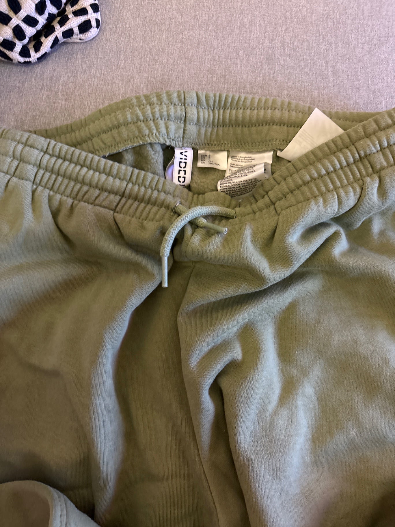Divided Jogginghose Olivgrün Gr.: S