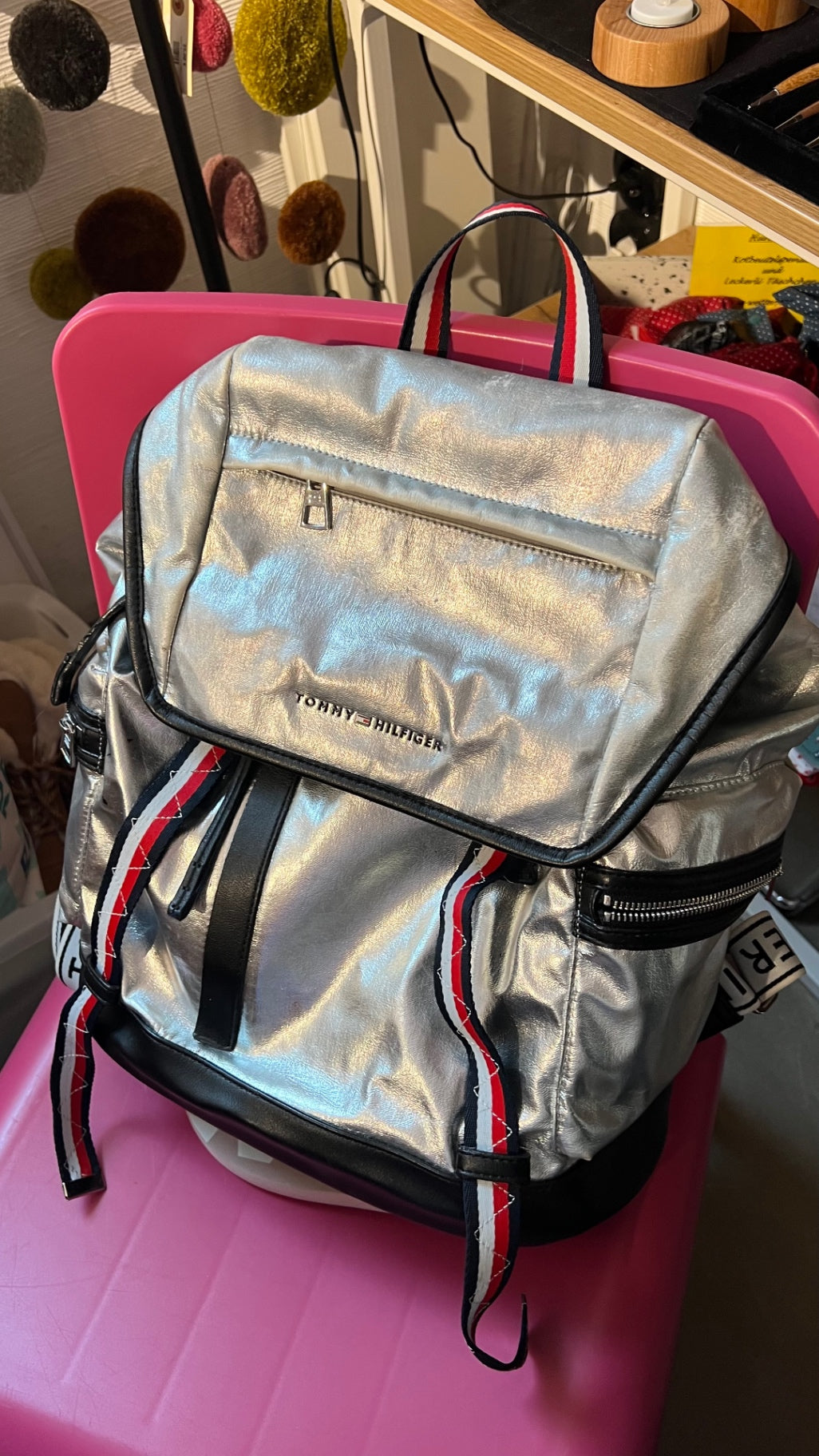 BWARE Tommy Hilfiger Rucksack Silber Gr.: