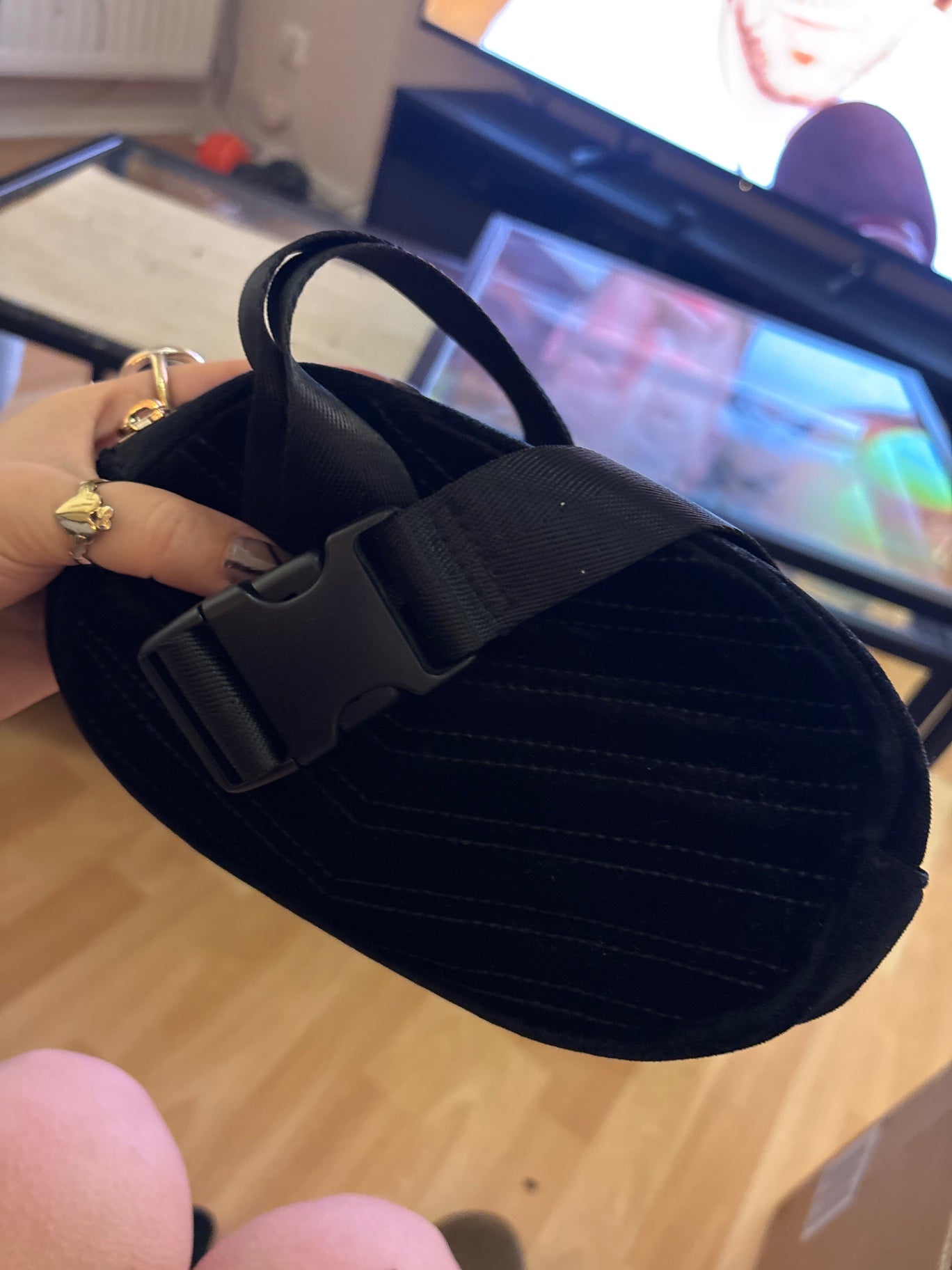 H&M Bauchtasche Schwarz Velvet