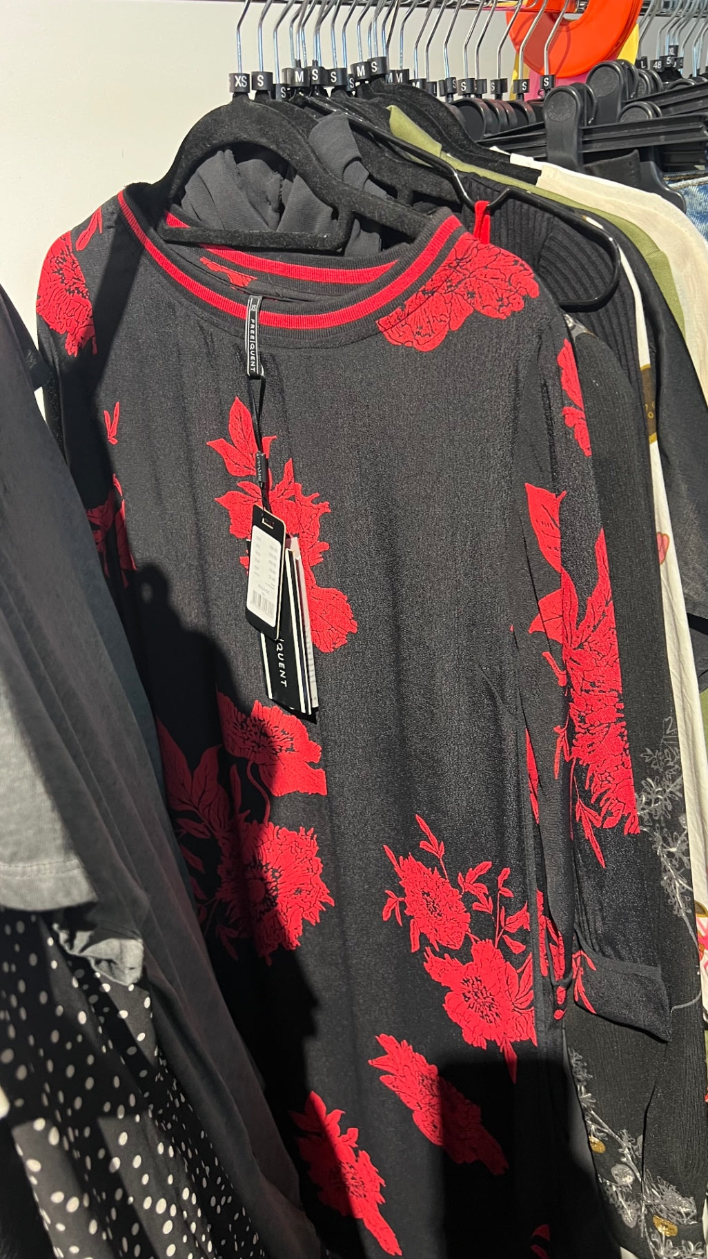 Free Quent Blusenkleid Schwarz Rot Gr.: Xs