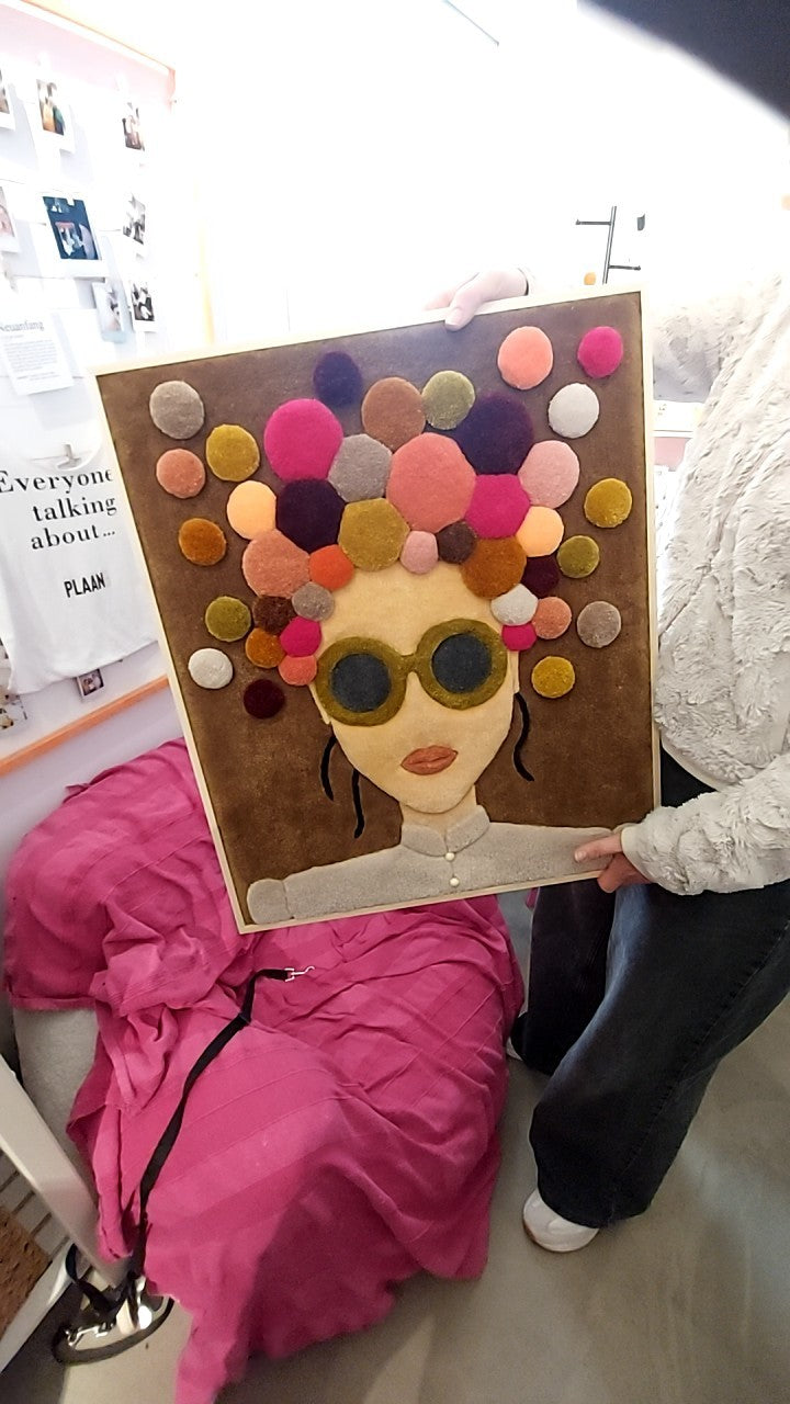 Tufftastic Frau Brainwash