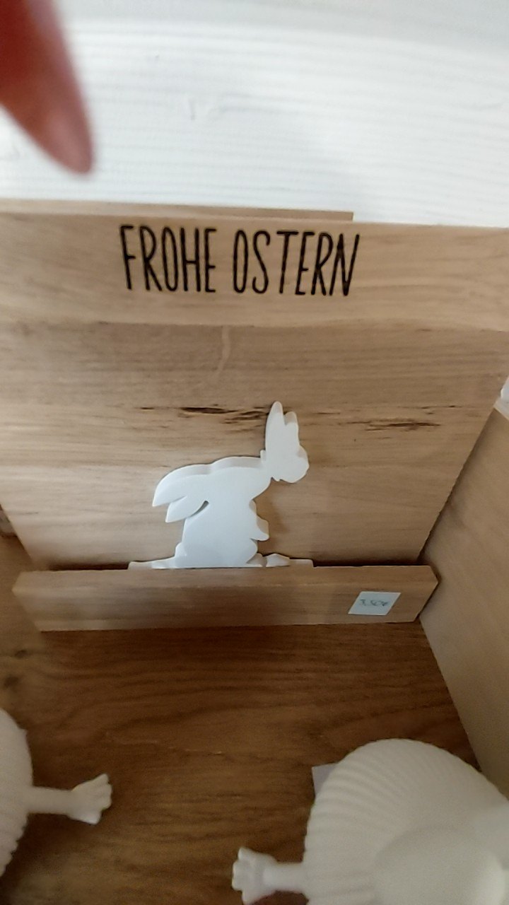 DEKOLABOR Osterfigur auf Holz Weiß