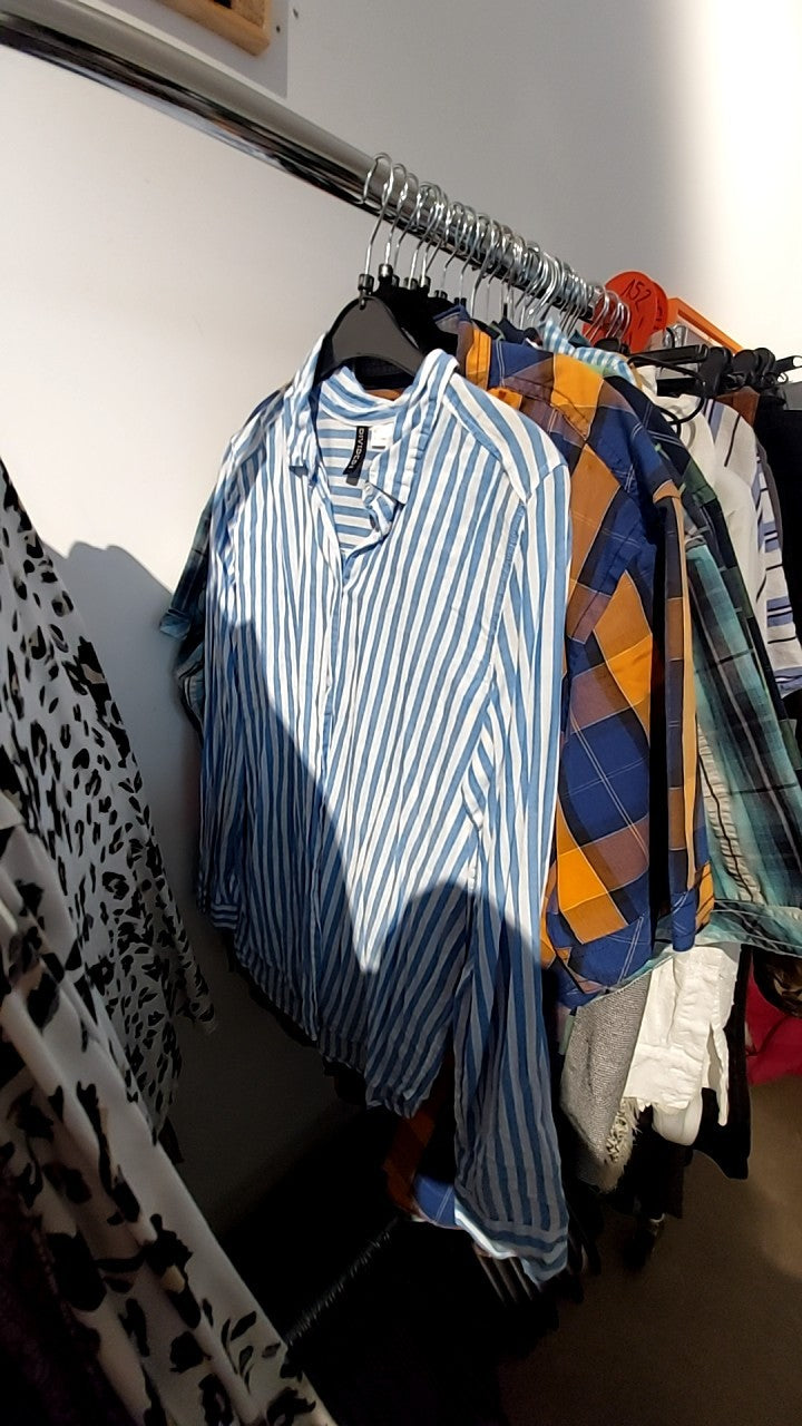 DIVIDED Bluse Blau-Weiß Gr.: M