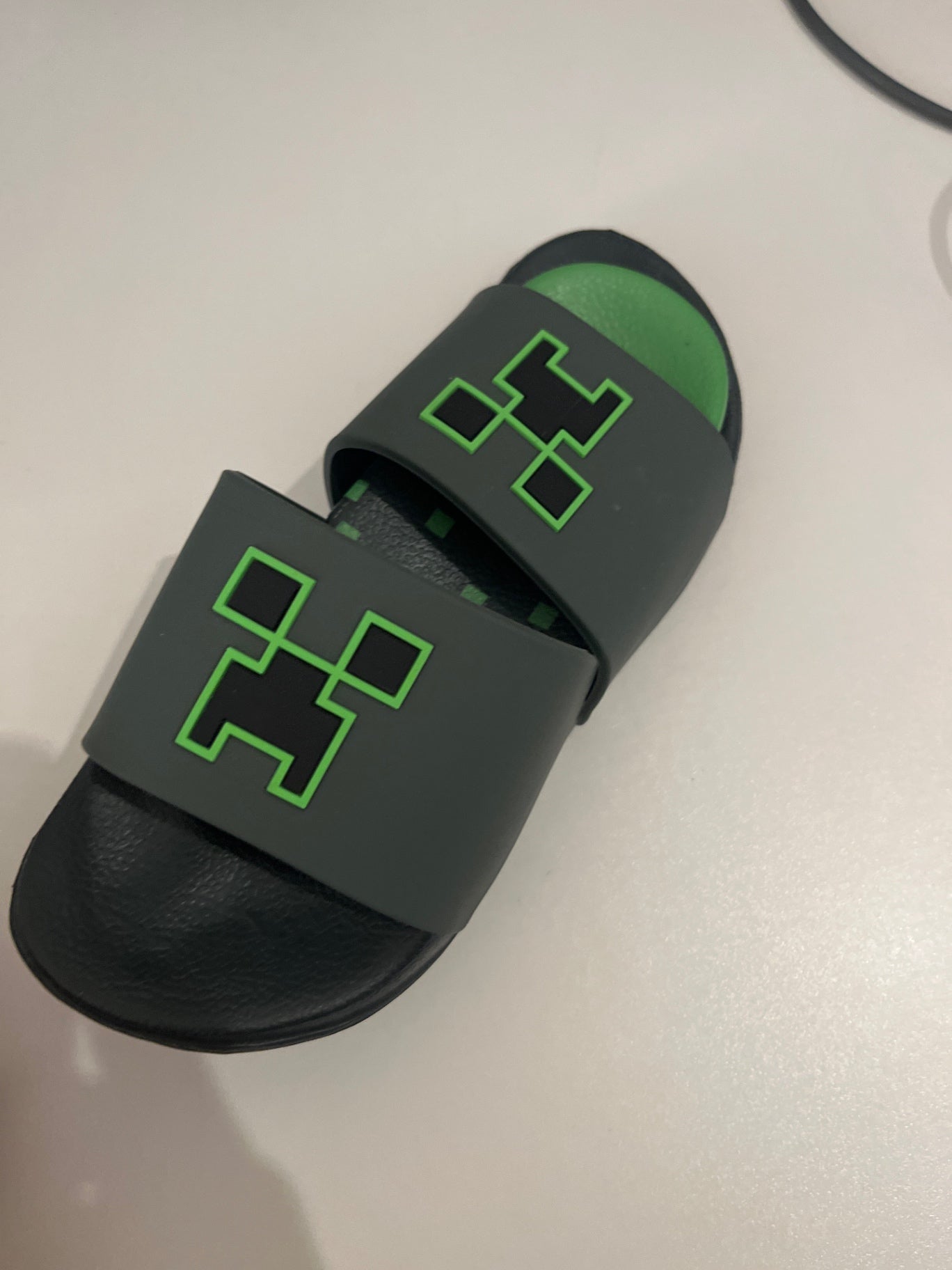 Mindcraft Schlappen Grün Gr.: 30/31