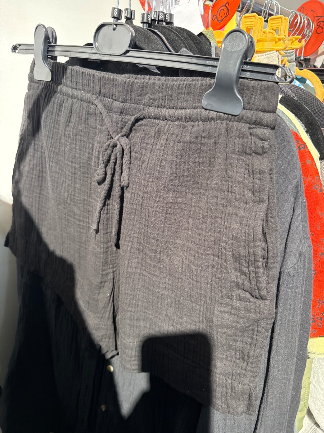 H&M Shorts Mousselin Schwarz Gr.: S