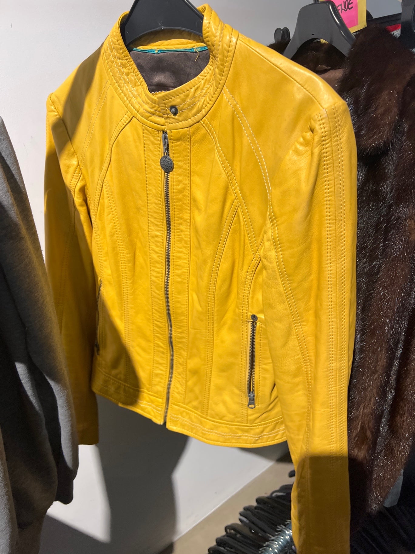 EDC Lederjacke Gelb Gr.: S / Gebrauchsspuren