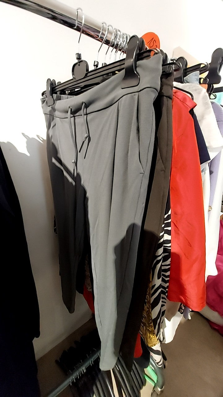 Vero Moda Jogginghose Grün Gr.: L/32