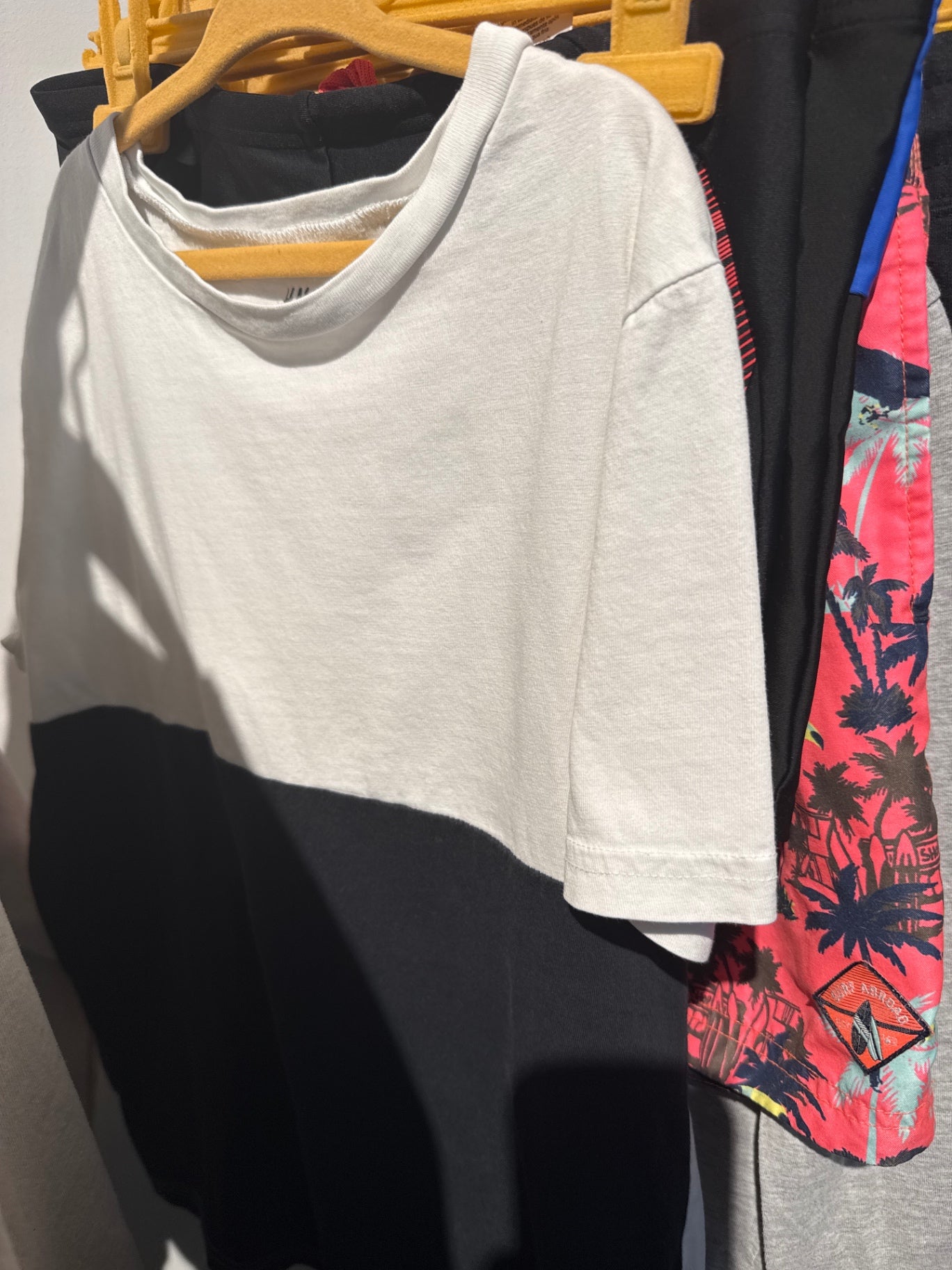 H&M T-Shirt Weiß/Schwarz Gr.: 146/152