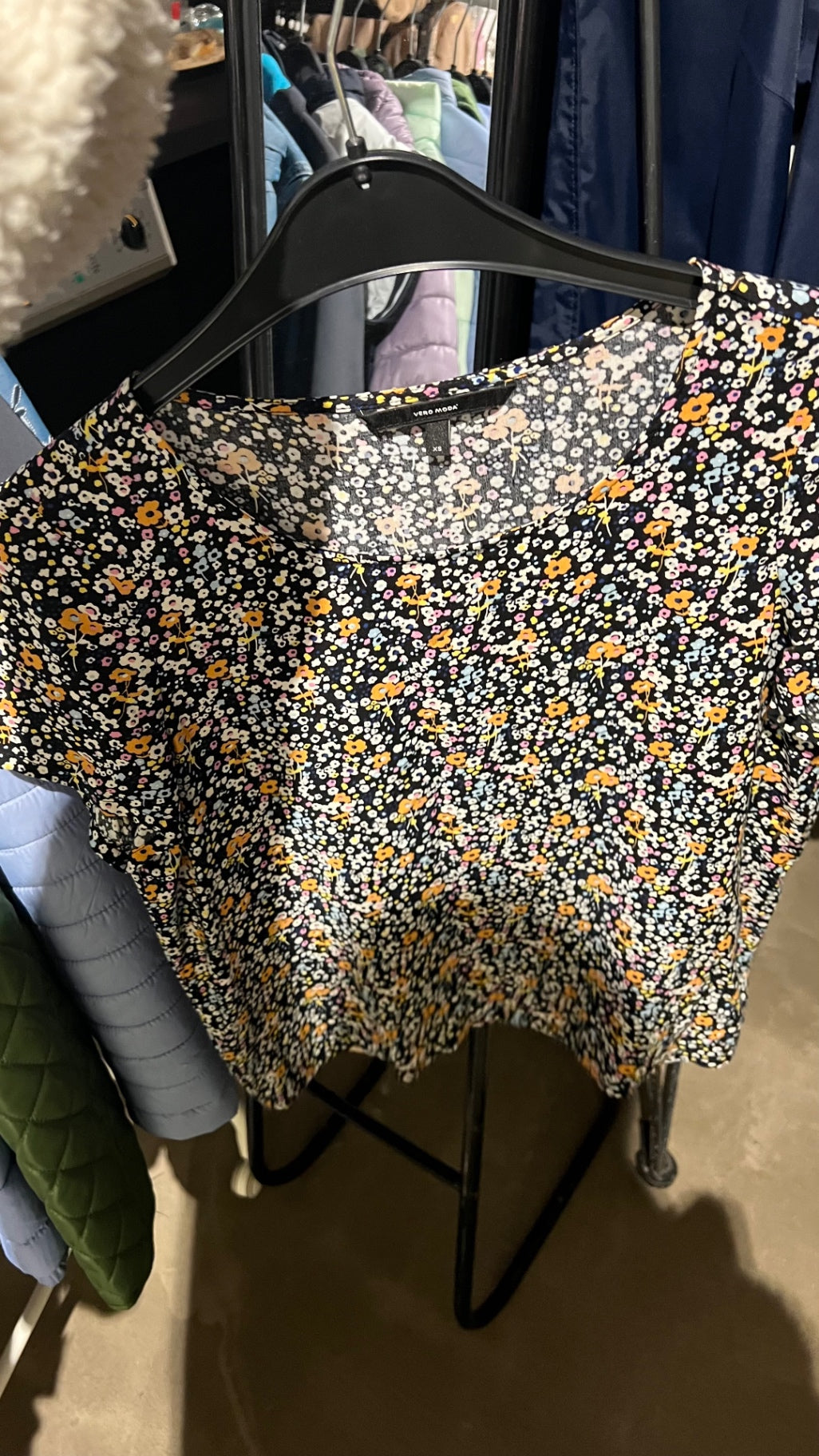 Vero Moda Blusenshirt Blumenmuster Gr.: XS