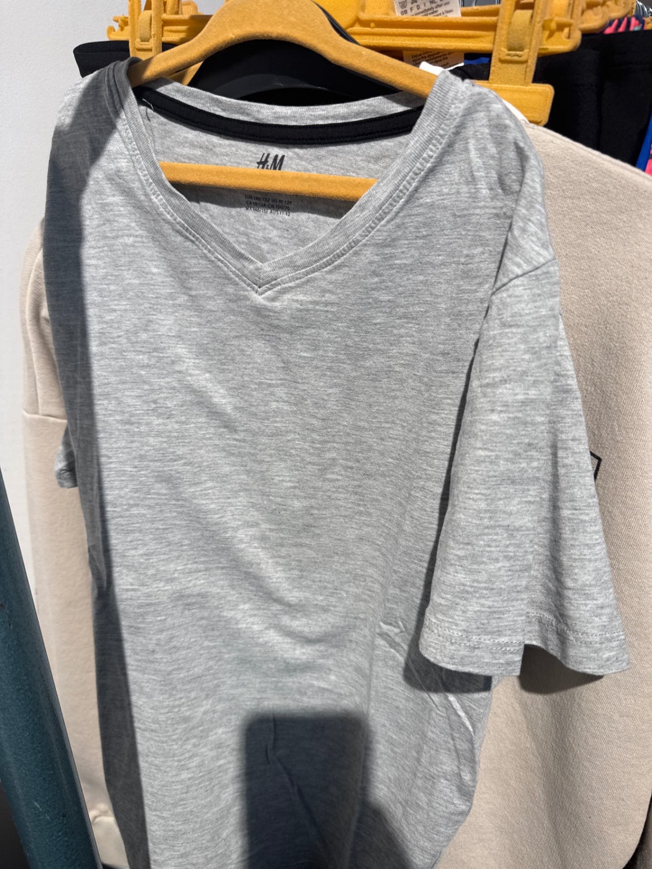 H&M T-Shirt Grau Gr.: 146