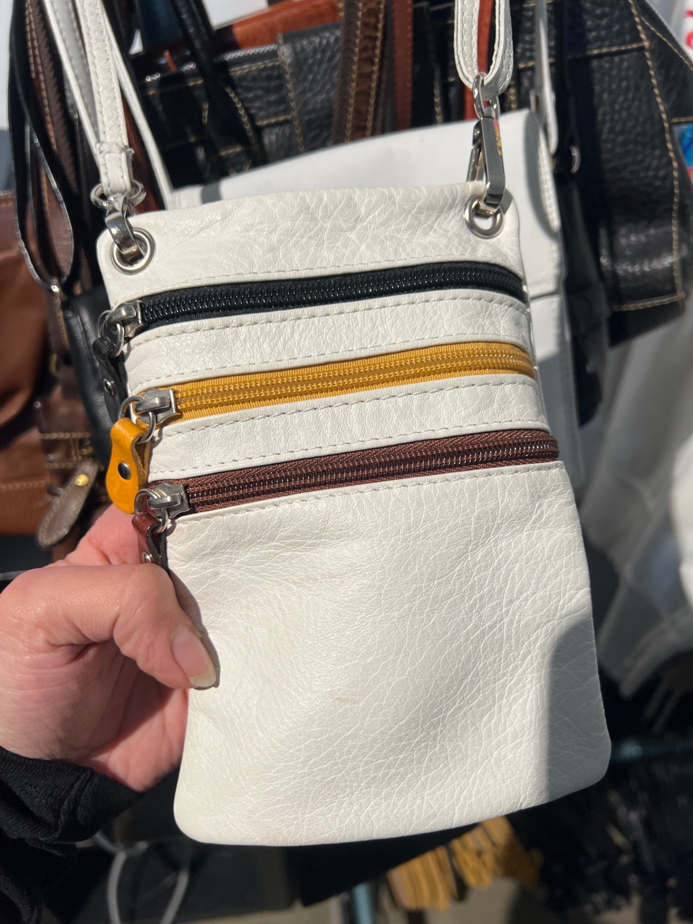 Ledertasche Weiß Bunte Reißverschlüsse 