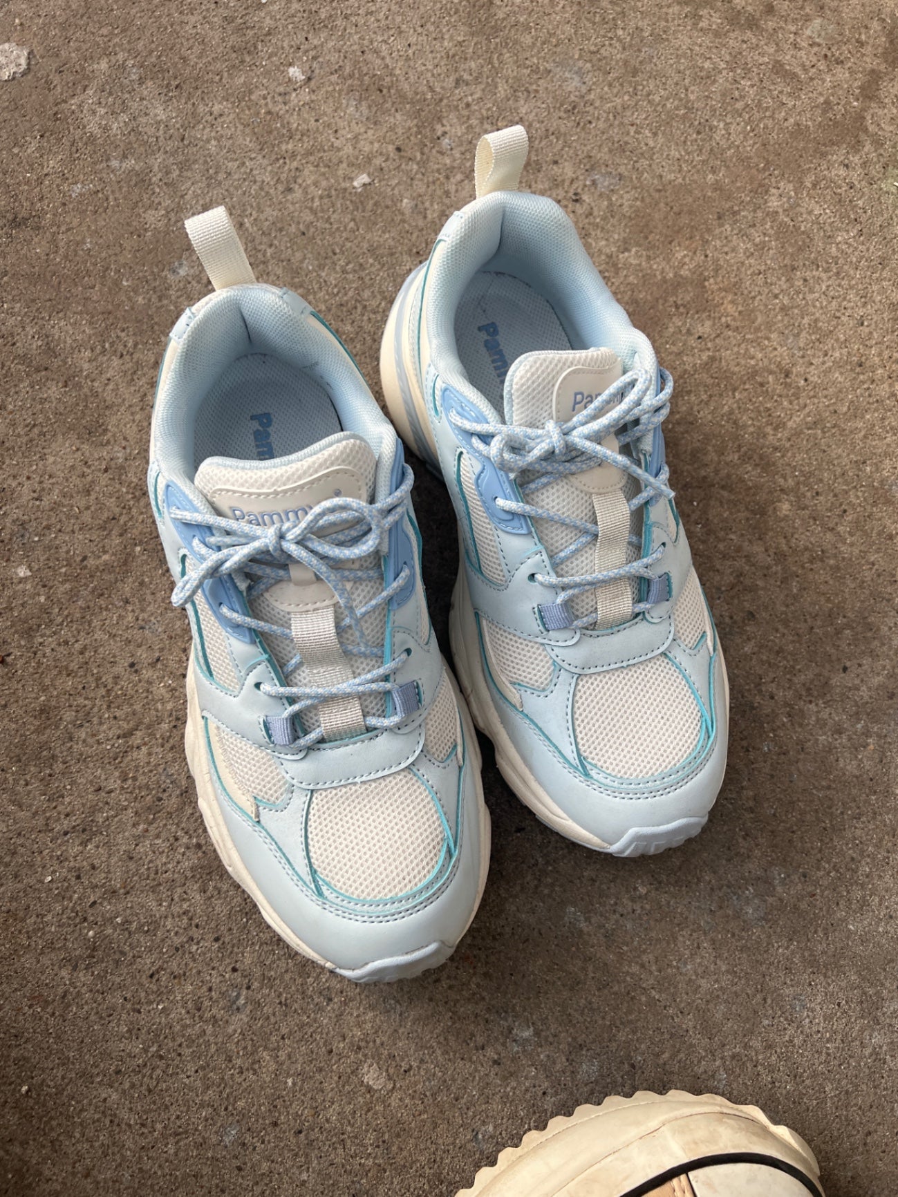 Pammy‘s Retro Sneaker Hellblau Weiß Gr.: 39
