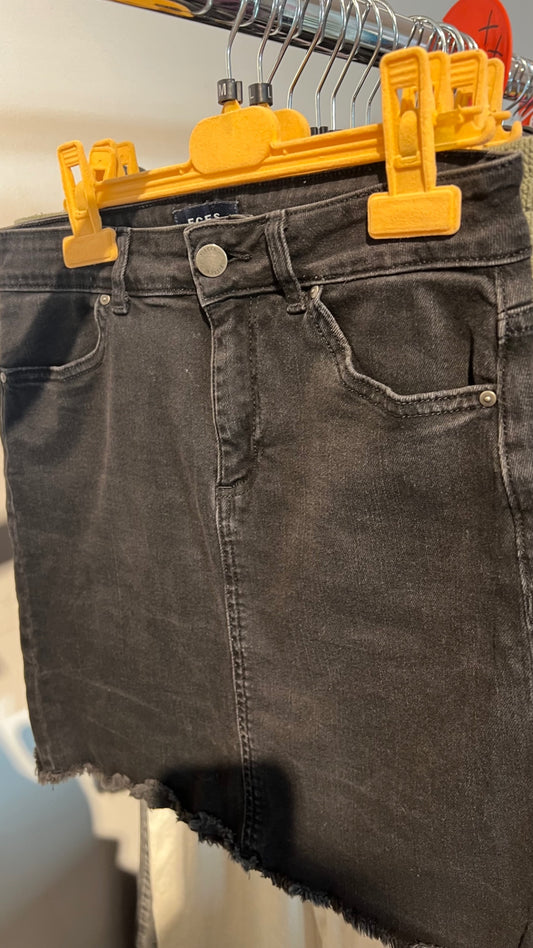 Pieces Jeansrock schwarz Gr.: S (Gebrauchsspuren)