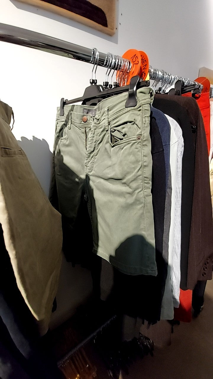 Zara Hose Grün Gr.: 42