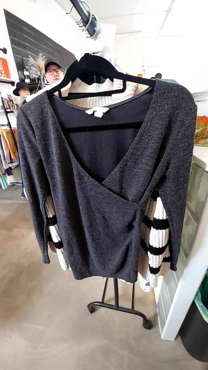 H&M Mama Pullover Grau Gr.: M