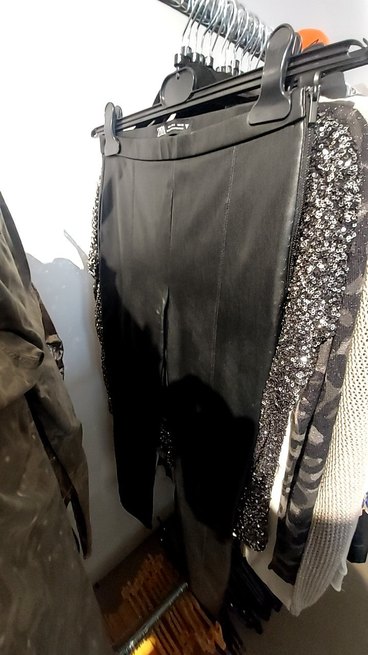 Zara Hose Schwarz Gr.: S