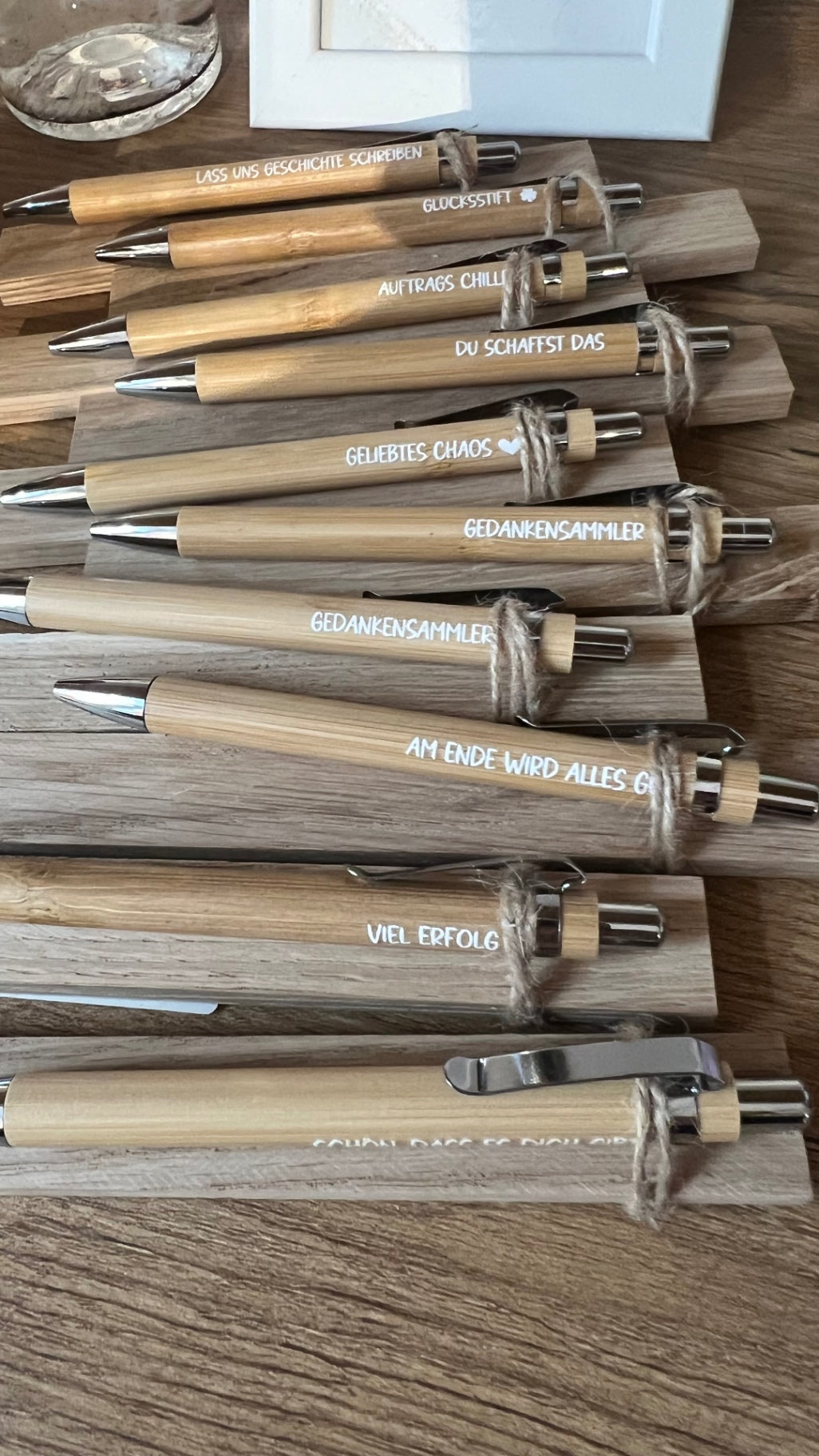 DEKOLABOR Kuli auf Holz