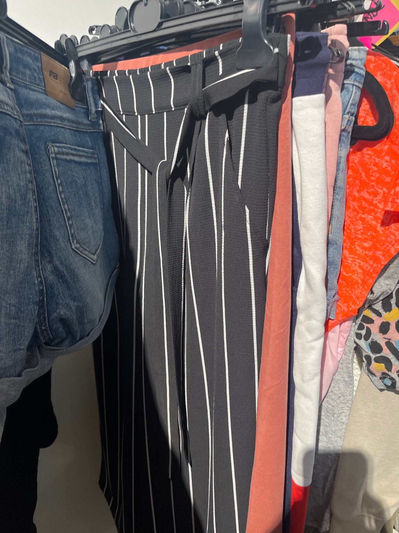 Only Palazzo-Hose Schwarz Streifen Gr.: M