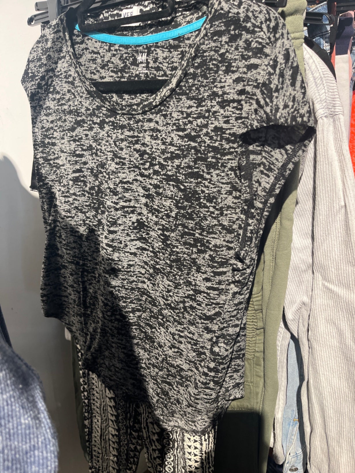 H&M Sport T-Shirt Grau Schwarz Gr.: S