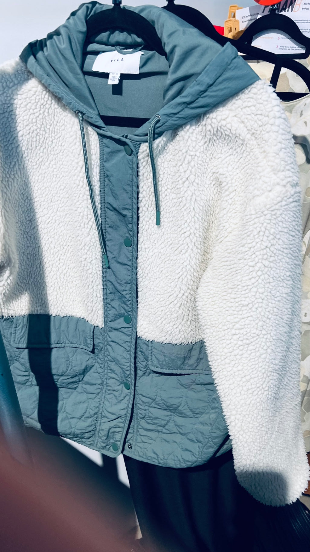 VILA Jacke Weiß und Grün Gr.: M
