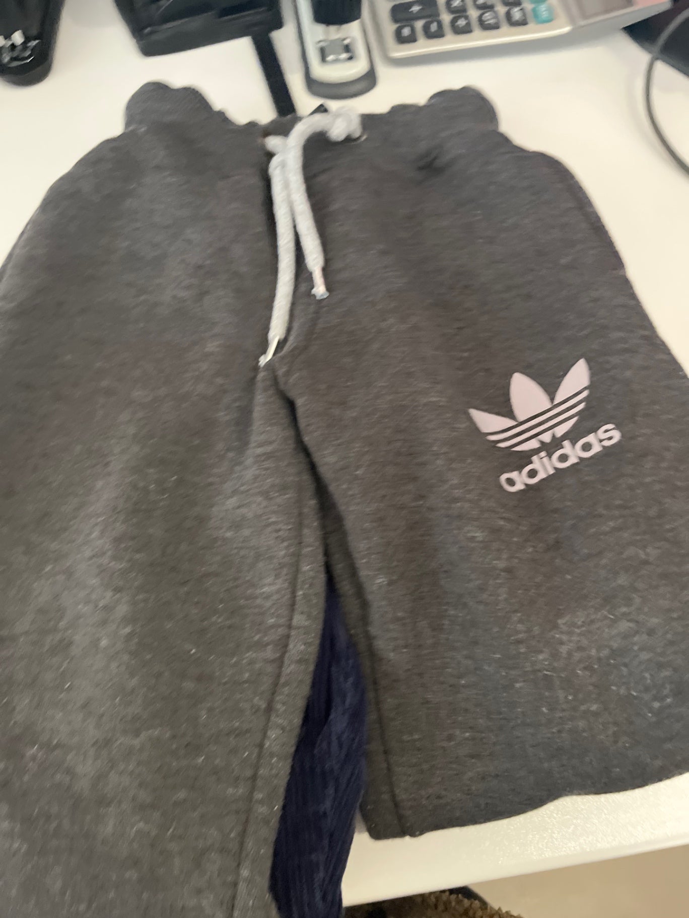 adidas Jogginghose Grau Gr.: 110