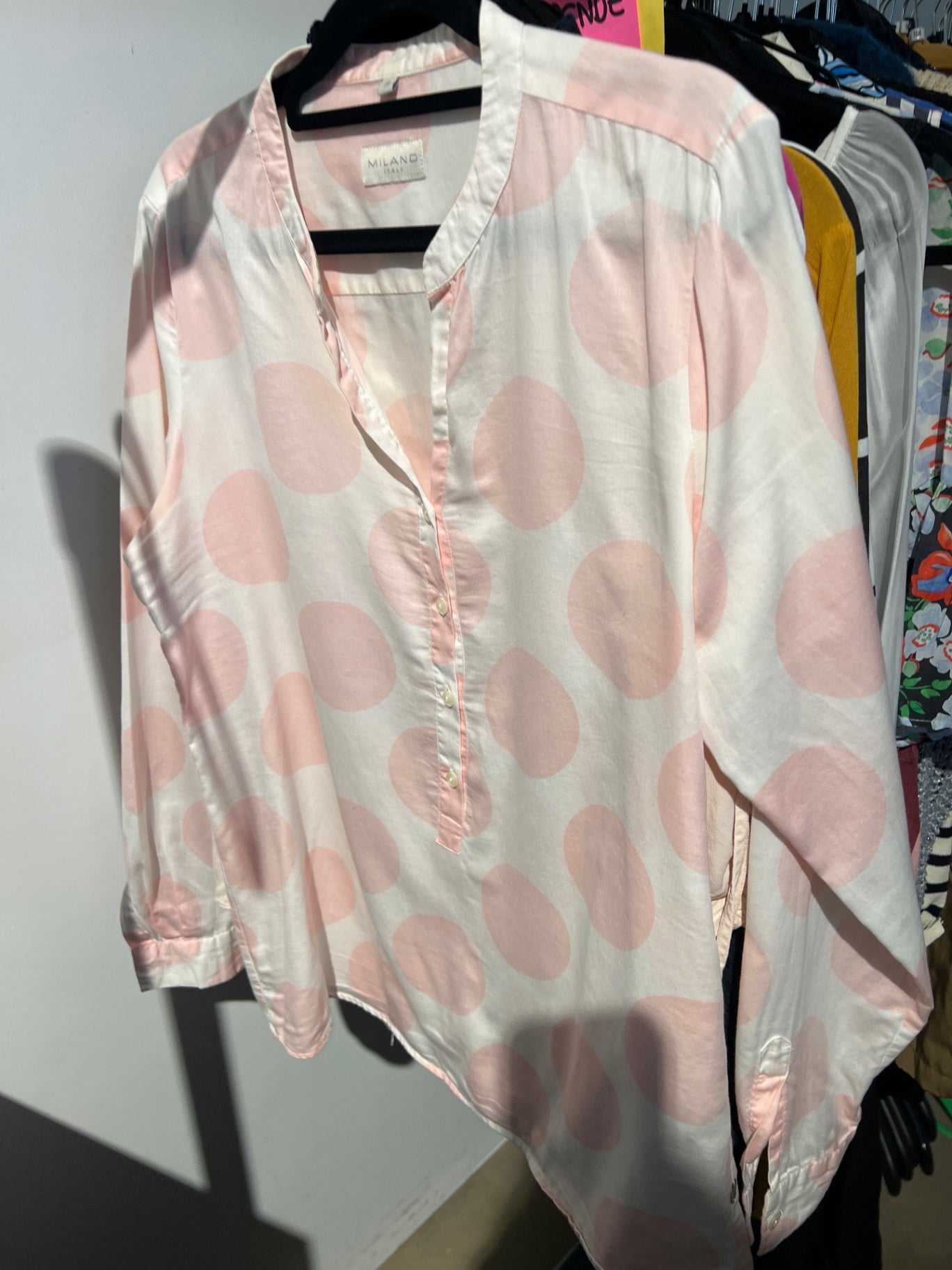 Milano Bluse Weiß mit hellrosa Punkten Gr.: M