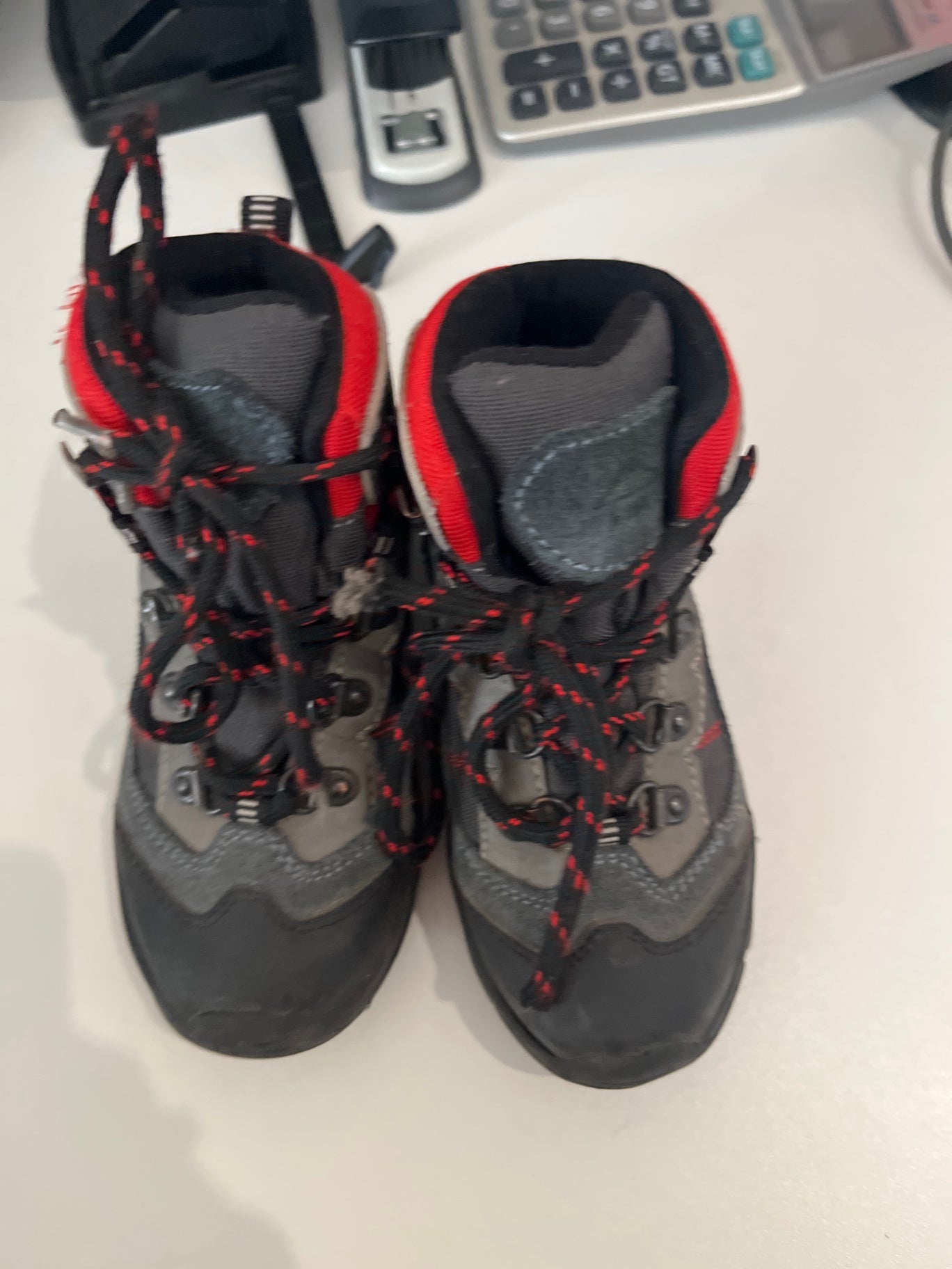 McKINLEY Schuhe Grau rot Gr.: 28