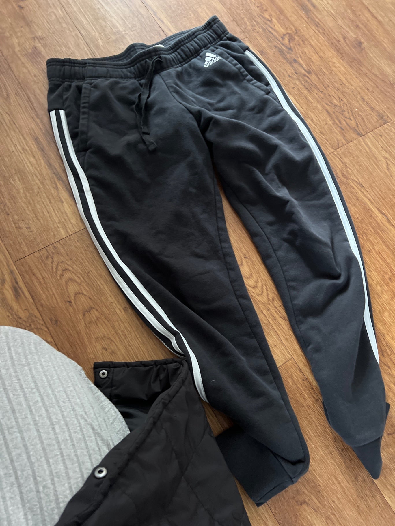 Adidas Jogginghose Schwarz Gr.: S