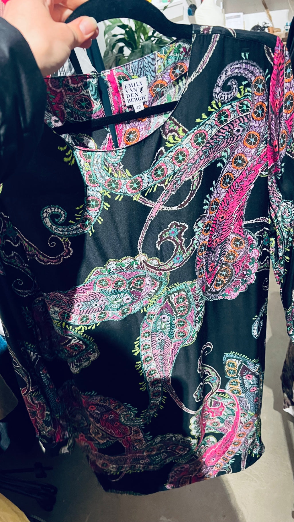 EMILY v. D. BERGH Blusenkleid Schwarz lila Gr.: XL