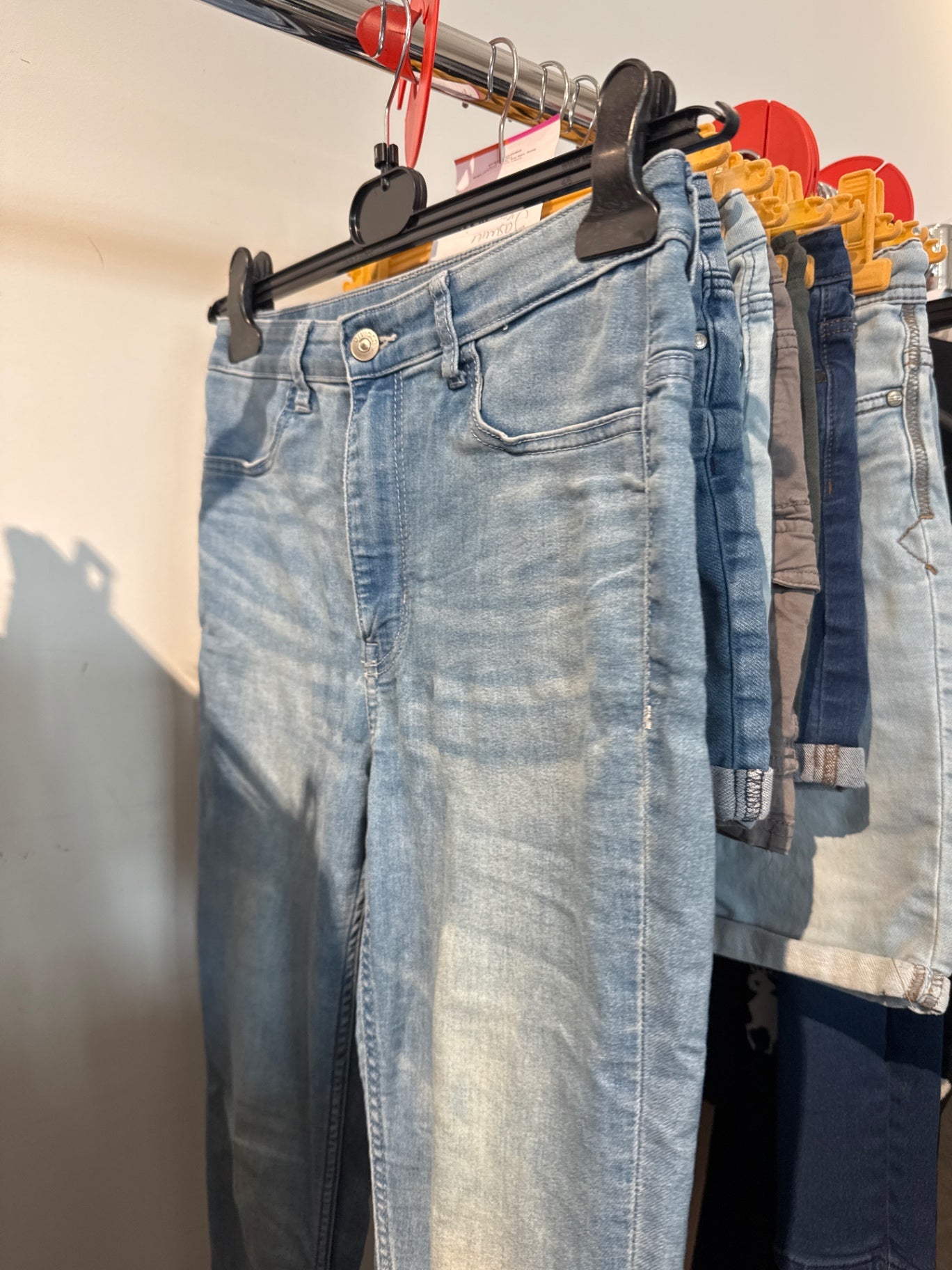 DIVIDED Jeans Hellblau Gr.: 40