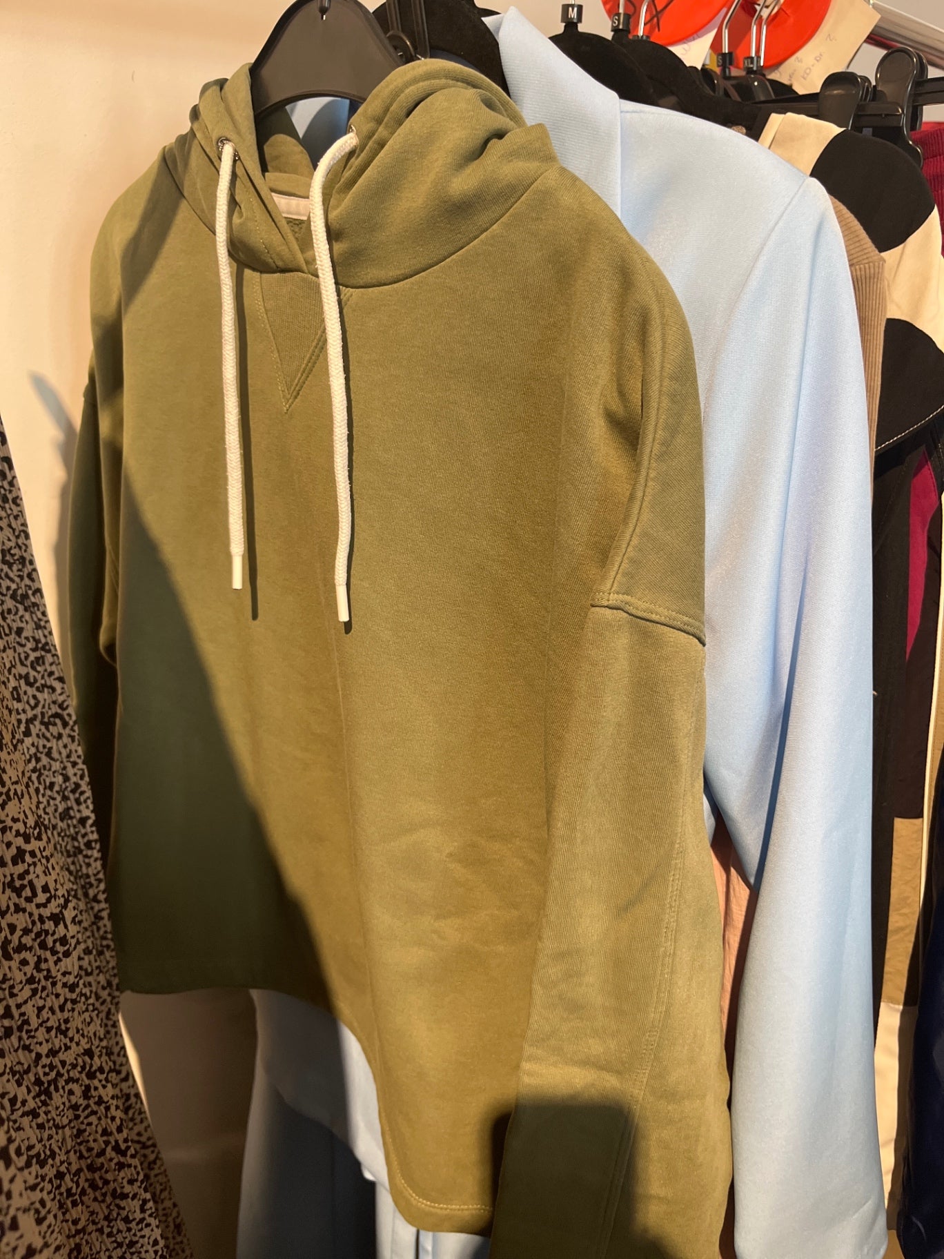 QS by s.Oliver Hoodie Olivgrün Gr.: S