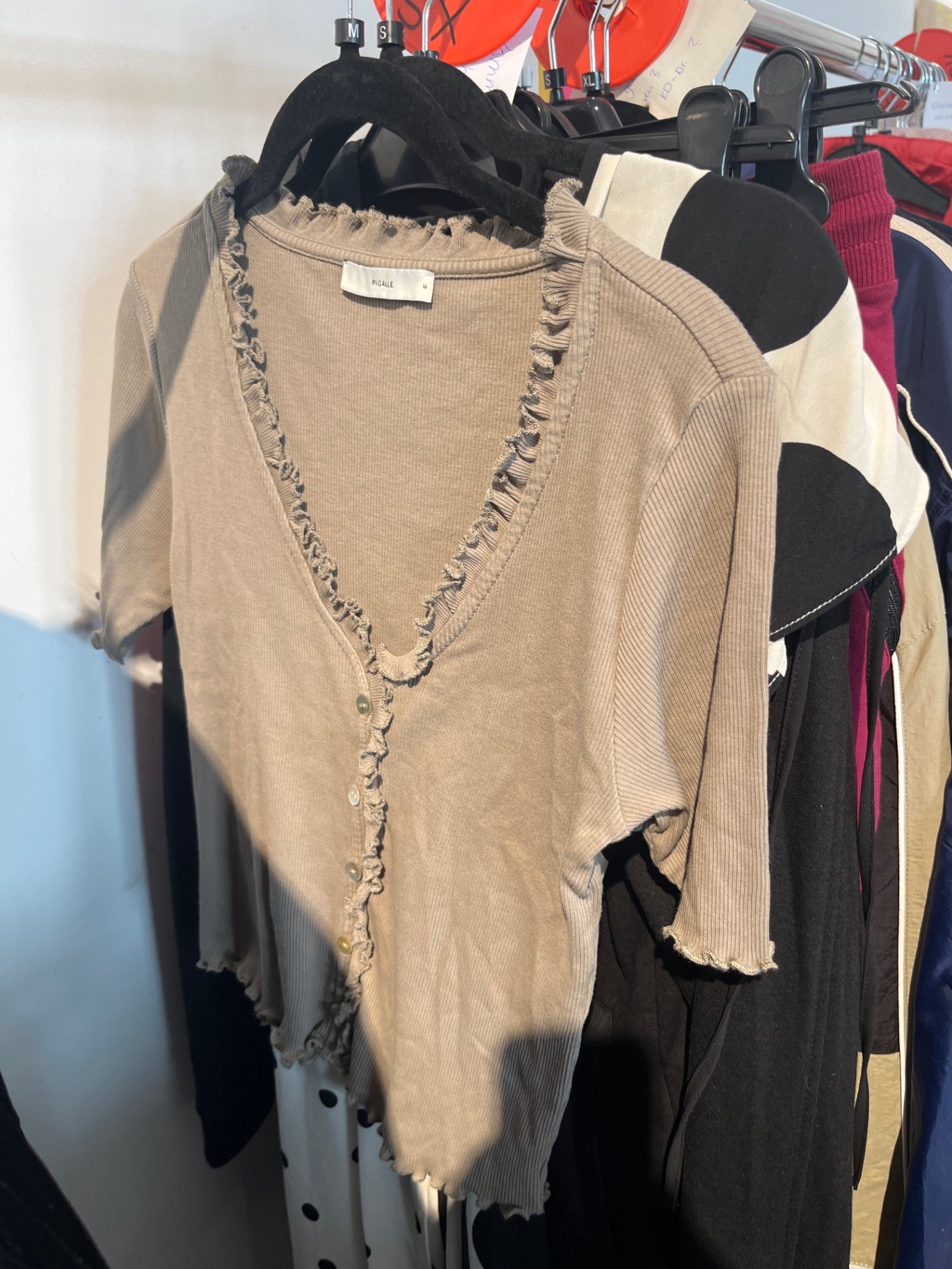 PIGALLE Blusenshirt Beige Gr.: M