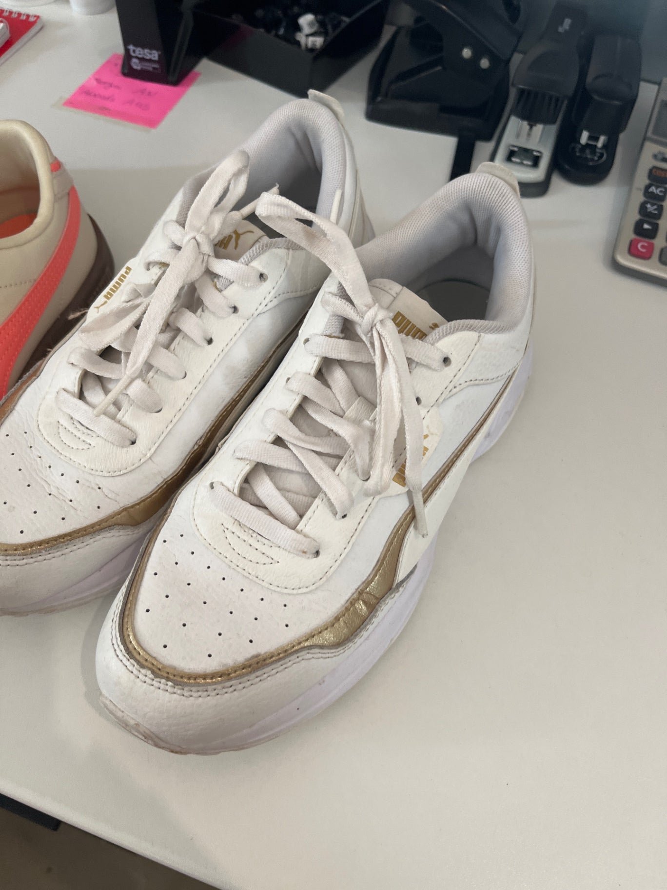Puma Schuhe Weiß und Gold Gr.: 40